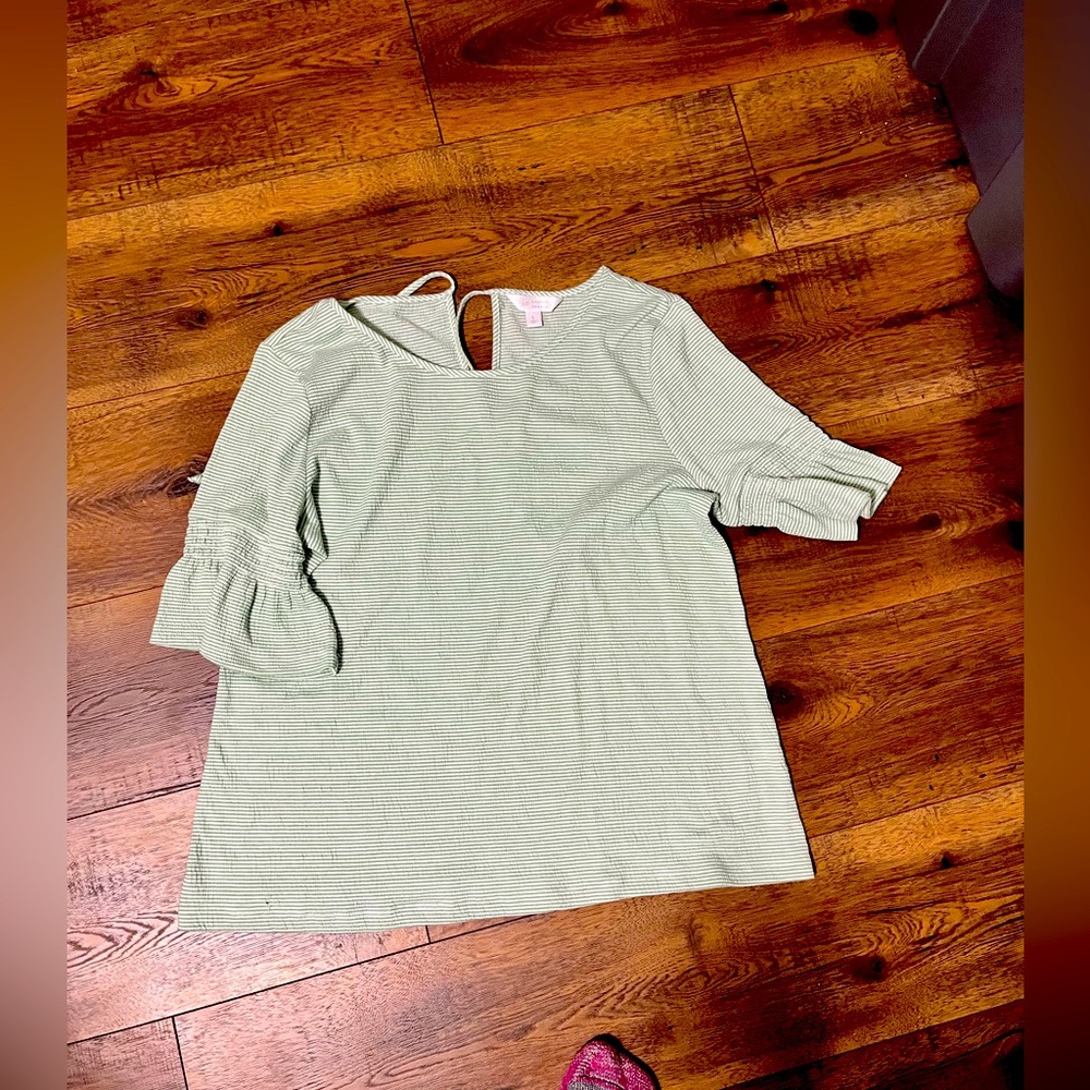 Lauren Conrad 3/4 sleeved shirt